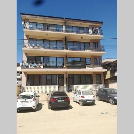Apartament Lulu Mamaia Nord, 3 Minute De Plaja Năvodari Exterior foto